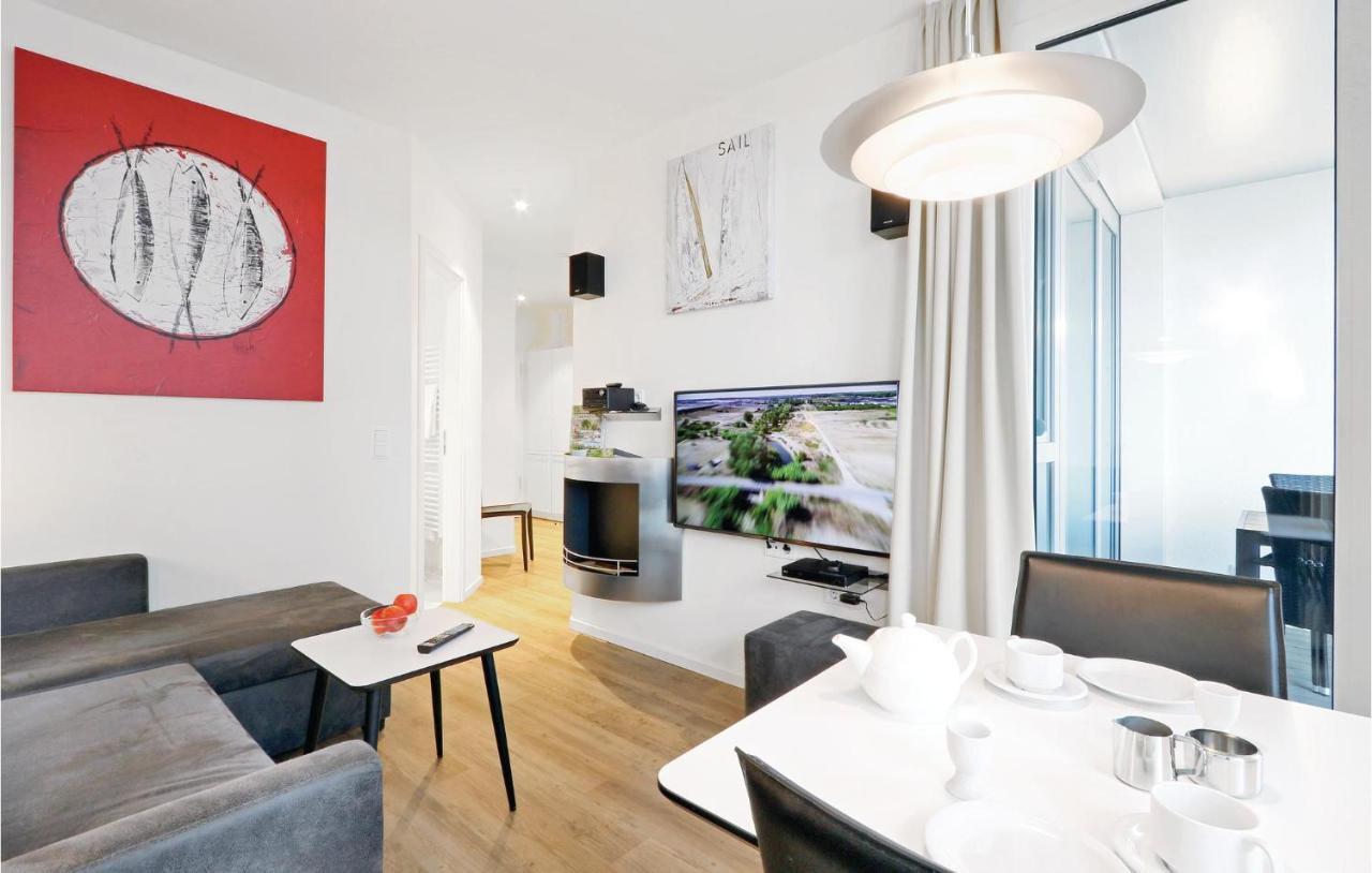 Cozy Apartment In Luebeck Travemuende With Kitchen Exterior foto